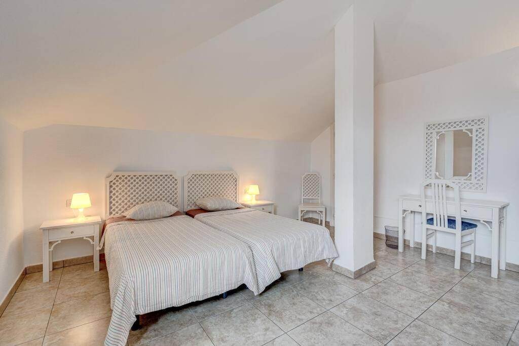 Royal Garden - 2 Bedroom Playa de las Américas Extérieur photo