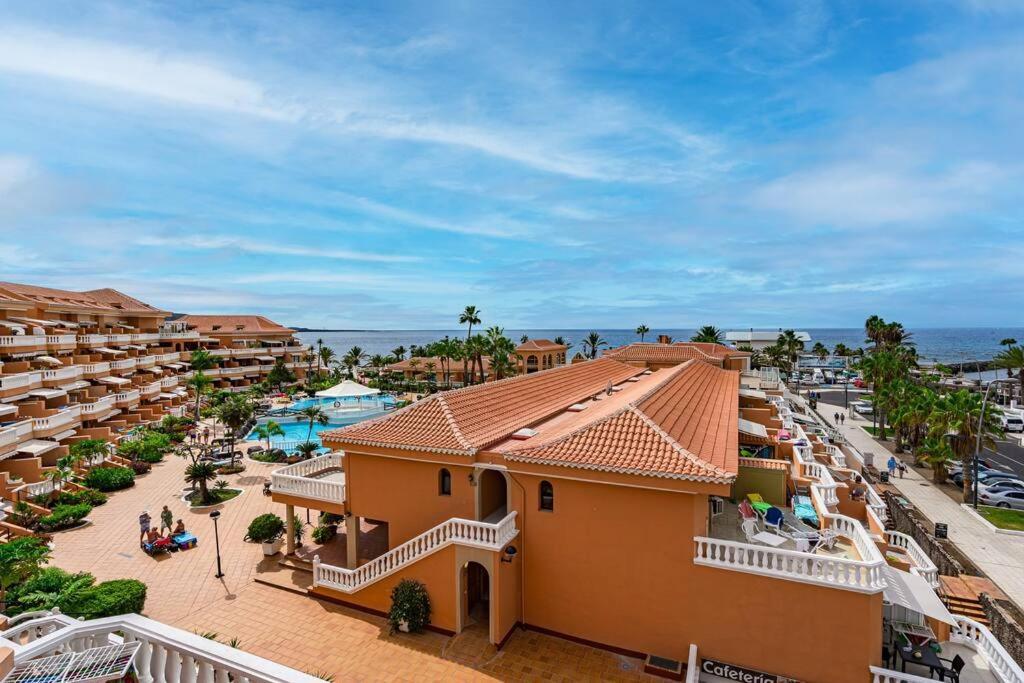 Royal Garden - 2 Bedroom Playa de las Américas Extérieur photo
